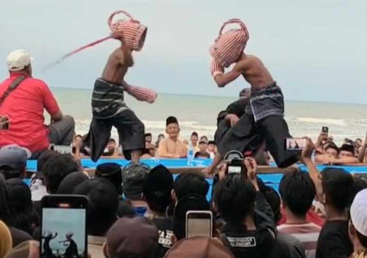 Pemkab Sumenep Perkenalkan Wisata Daerah kepada Masyarakat, Salah Satunya Festival Ojung