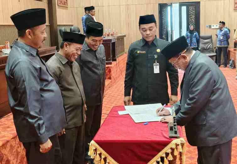 DPRD Sumenep Gelar Rapat Paripurna Penandatanganan Naskah Persetujuan Bersama Dua Raperda