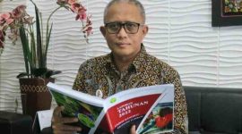 Direktur Utama BPRS Bhakti Sumekar, Hairil Fajar