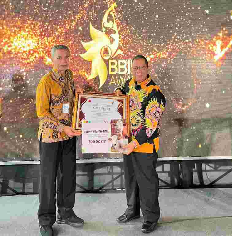 DKPP Sumenep Raih Penghargaan Bergengsi di Tingkat Nasional Sebagai Pengguna Terbaik Semen Beku Sapi Lokal