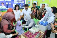 Menkes Apresiasi Bupati Sumenep dalam Melakukan Langkah Cepat dan Responsif Tangani KLB Campak