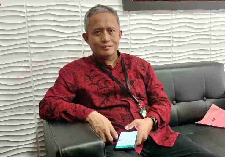 Direktur Utama PT BPRS Bhakti Sumekar, Hairil Fajar