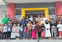 Baznas Sumenep Peduli, Ajak Anak Yatim Belanja Baju Lebaran di Toko DNR Jelang Hari Raya Idulfitri