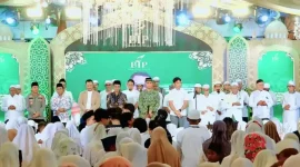 Ribuan Anak Yatim di Pamekasan Sumringah Diajak Buka Bersama dan Belanja Gratis oleh Bani Insan Peduli. (foto/ist)