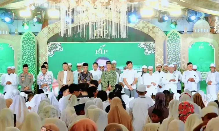 Ribuan Anak Yatim di Pamekasan Sumringah Diajak Buka Bersama dan Belanja Gratis oleh Bani Insan Peduli. (foto/ist)