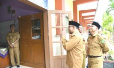 Pastikan Lancar, Bupati Fauzi Monitoring TKA SMP di Sejumlah Sekolah