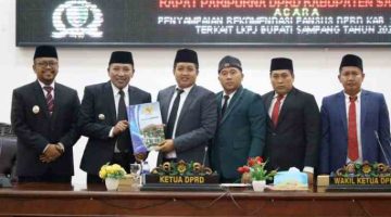 DPRD Sampang Gelar Rapat Paripurna, Bahas Rekomendasi LKPJ Tahun 2025