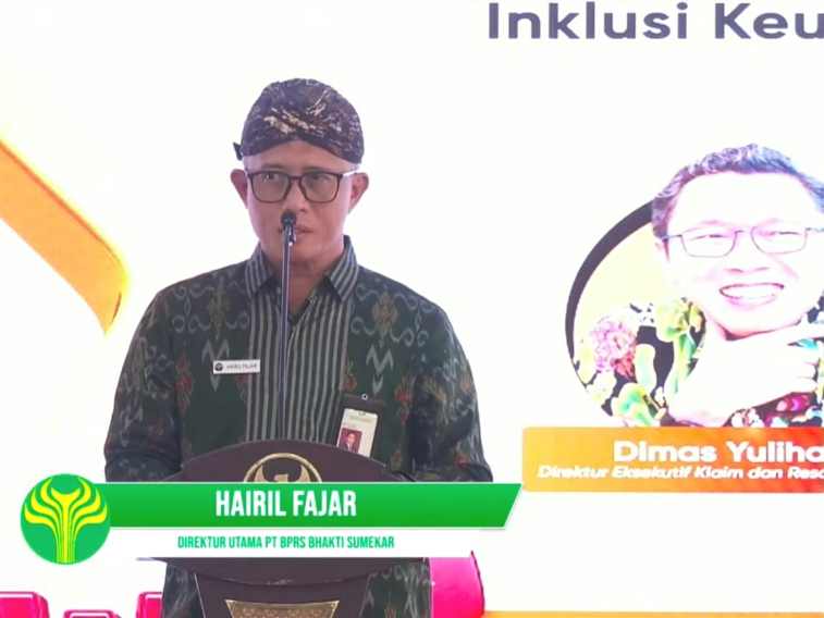 Hairil Fajar, Direktur Utama BPRS Bhakti Sumekar