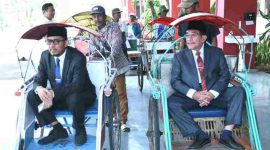 Efisiensi Energi Diperkuat, Pemkab Sumenep Terapkan Hari Transportasi Non-BBM: Bupati-Wabup Pilih Naik Becak