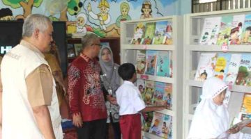 BPRS Bhakti Sumekar Dukung Literasi Siswa, Perpustakaan Ramah Anak Resmi Diluncurkan di Sumenep