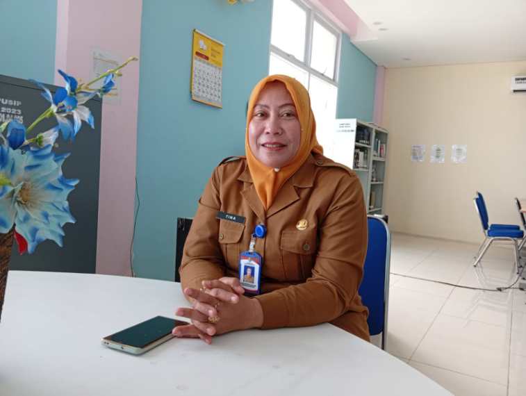 Kabid Perpustakaan Dispusip Sampang, Kurnia Sufartina