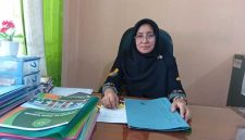 Kepala Bidang (Kabid) Pemberdayaan Perempuan dan Perlindungan Anak Dinsos Sampang, Masruhah