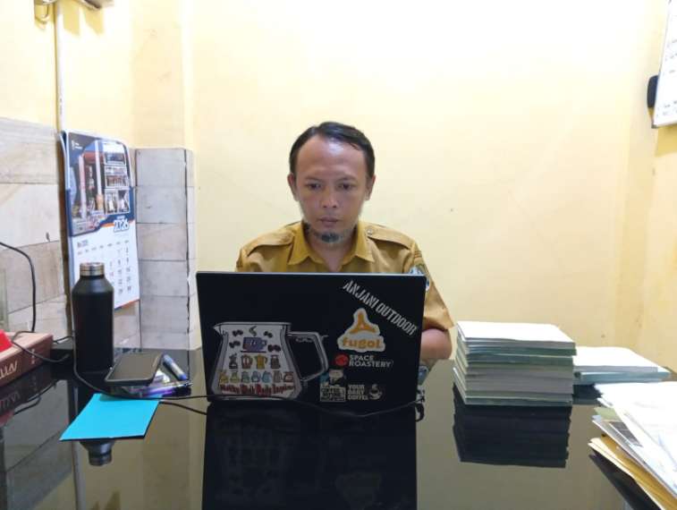 Kepala Bidang (Kabid) Kebersihan dan Persampahan DLH Perkim Sampang, Aulia Arif