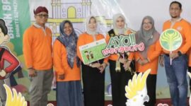 Direktur Utama PT BPRS Bhakti Sumekar (Perseroda), H. Hairil Fajar (kiri) dalam suatu acara. (foto/ist)