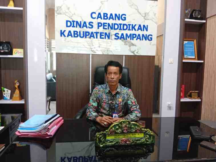 Kepala Cabang Dinas Pendidikan Jawa Timur Wilayah Sampang, Mas'udi Hadiwijaya