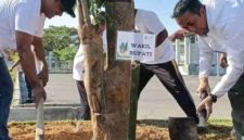 Wakil Bupati Pamekasan Sukriyanto saat ikut aksi tanam pohon pada Peringati Hari Lingkungan Hidup