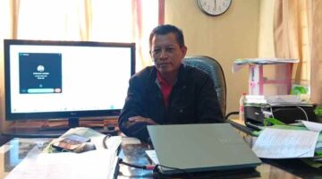 Kepala Bidang (Kabid) Prasarana dan Penyuluhan Pertanian Disperta KP Sampang, Budi Santoso