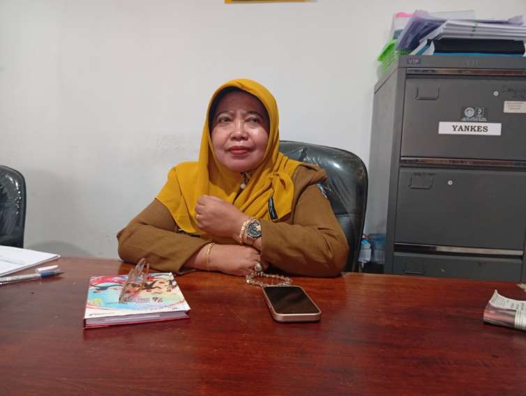 Kepala Bidang (Kabid) Pelayanan Kesehatan (Yankes) Dinas Kesehatan, Pengendalian Penduduk, dan Keluarga Berencana (Dinkes P2KB) Kabupaten Sampang, Nurul Sarifah
