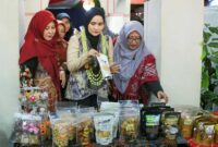 Kunjungi Stan MCF 2026, Nia Kurnia Fauzi Ajak UMKM Perempuan Perluas Pasar dan Manfaatkan Teknologi