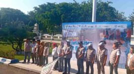 Bantu Warga Atasi Krisis Air, Bupati Sampang Berangkatkan Bantuan Sejuta Liter Air Bersih