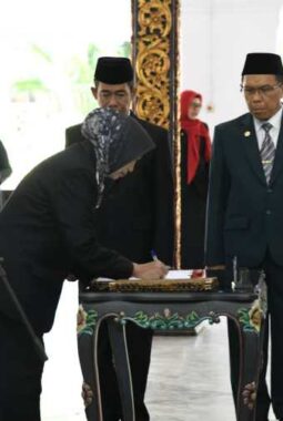 Wabup Sumenep Lantik 28 Pejabat, Tekankan Bekerja Profesional dan Junjung Integritas