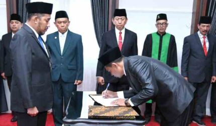 Bupati Sumenep Lantik Empat Kepala OPD, Minta Perkuat Pelayanan kepada Masyarakat
