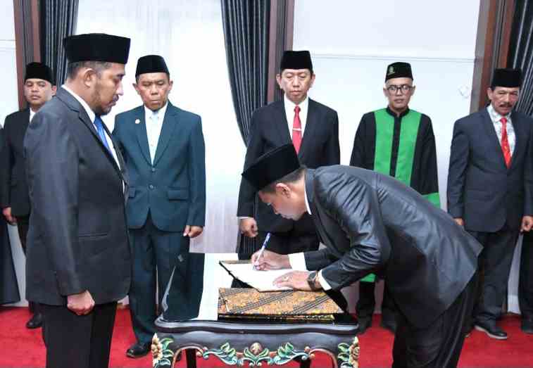 Bupati Sumenep Lantik Empat Kepala OPD, Minta Perkuat Pelayanan kepada Masyarakat