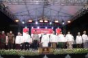 Suasana doa kebangsaan yang digelar Polres Sampang dalam memperingati dua tahun Pemerintahan Presiden dan Wakil Presiden Prabowo-Gibran